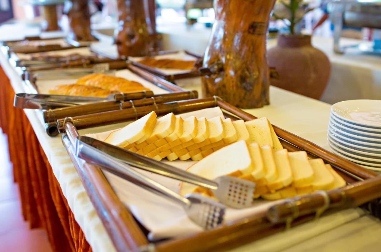 Pho Hoi Riverside Resort Hội An Buitenkant foto